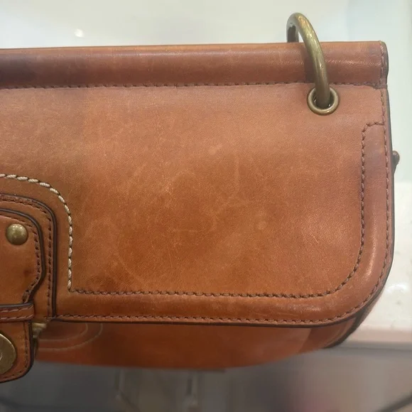 Coach handbag 👜 with strap - Picture 2 of 13